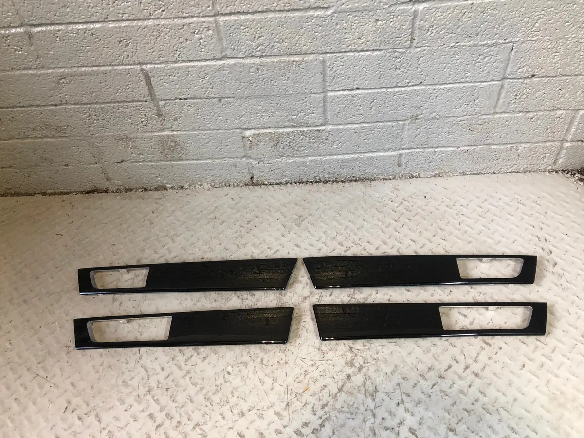 Discovery 4 Trim Kit Interior For 4 X Doors Piano Black Land Rover L17125 1