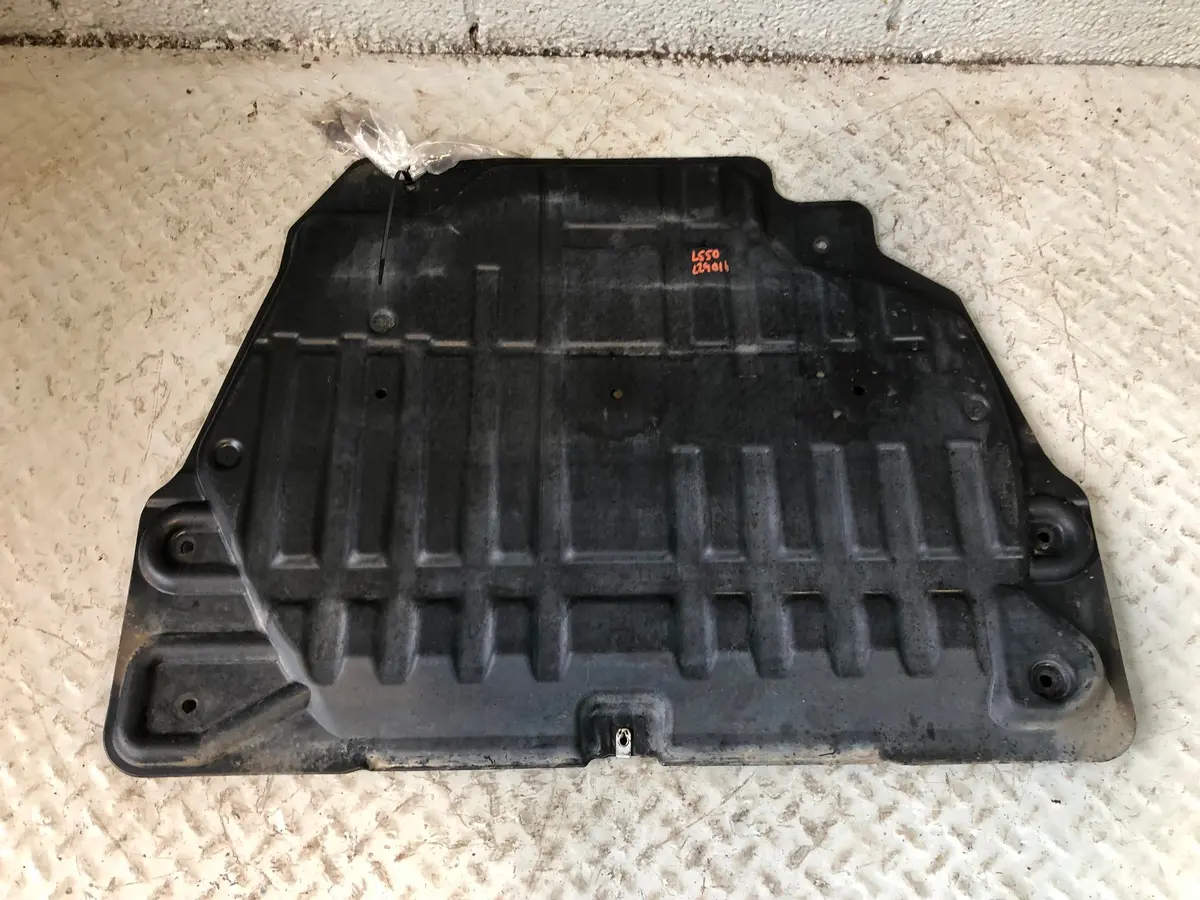 Discovery Sport Engine Under Tray Splash Guard Cover 2.0 D L550 Land Rover 1