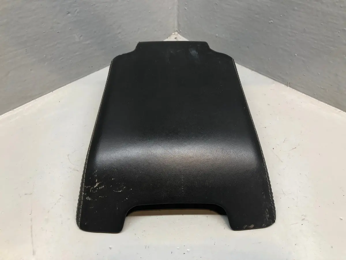 Discovery 4 Armrest Centre Console Black Leather Land Rover 2009 To 2016 K30095 1