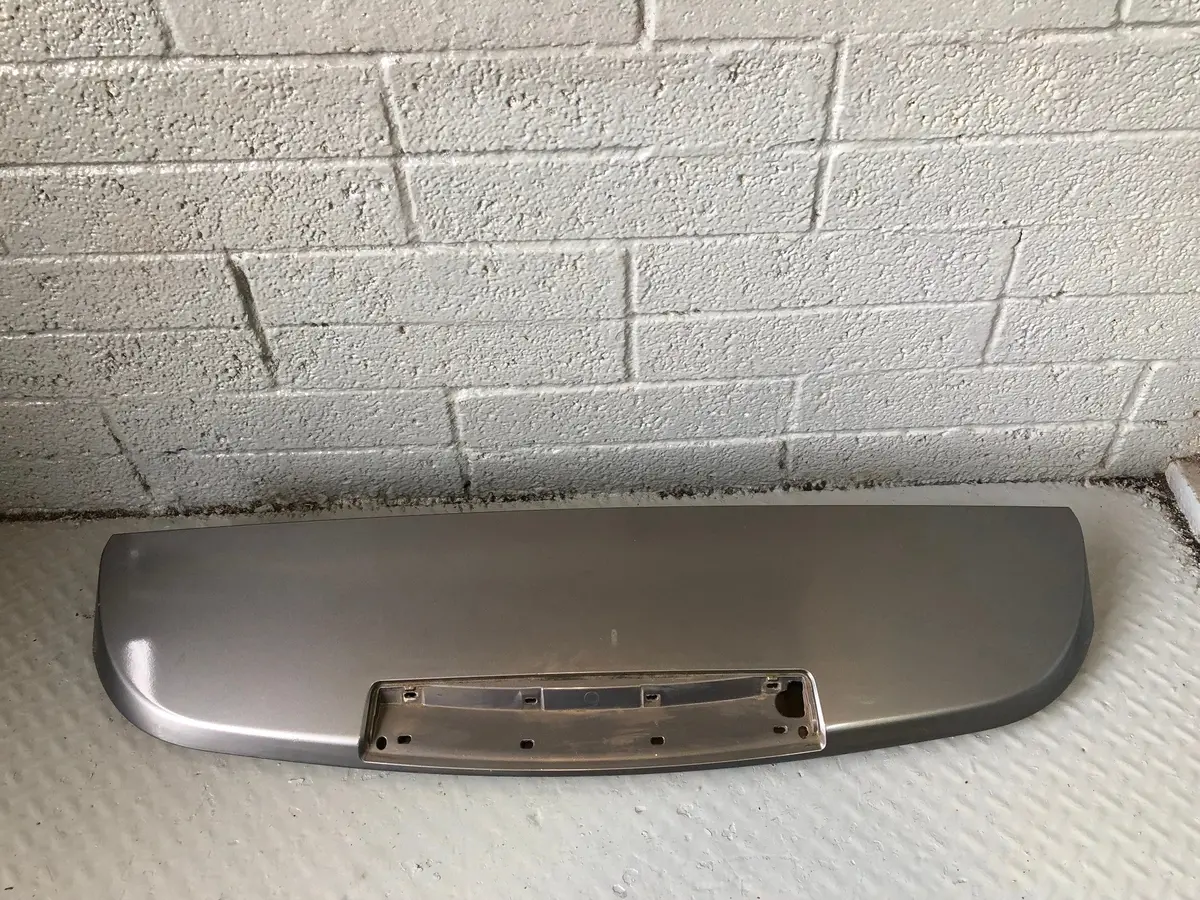 Range Rover Sport Spoiler Tailgate Roof Stornoway Grey L320 2005 To 2009 R04036 1