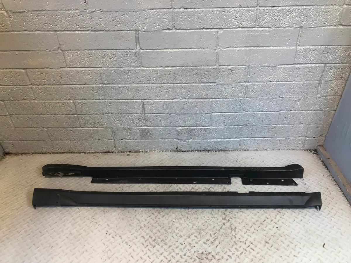 Discovery 2 Sill Trim Cover Protector Pair Land Rover 1998 To 2004 R18125 1