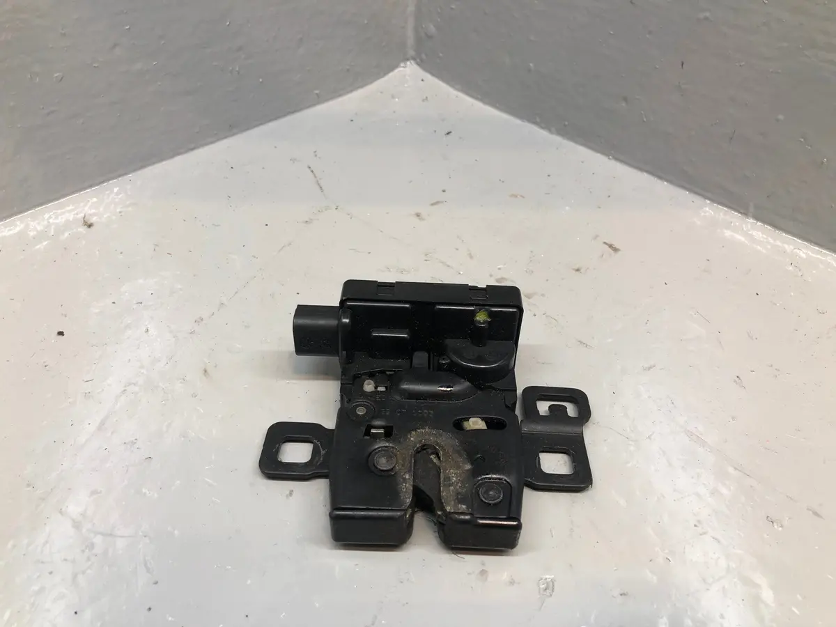 Range Rover Sport Upper Tailgate Glass Lock Actuator Solenoid L320 Fqr500170 1