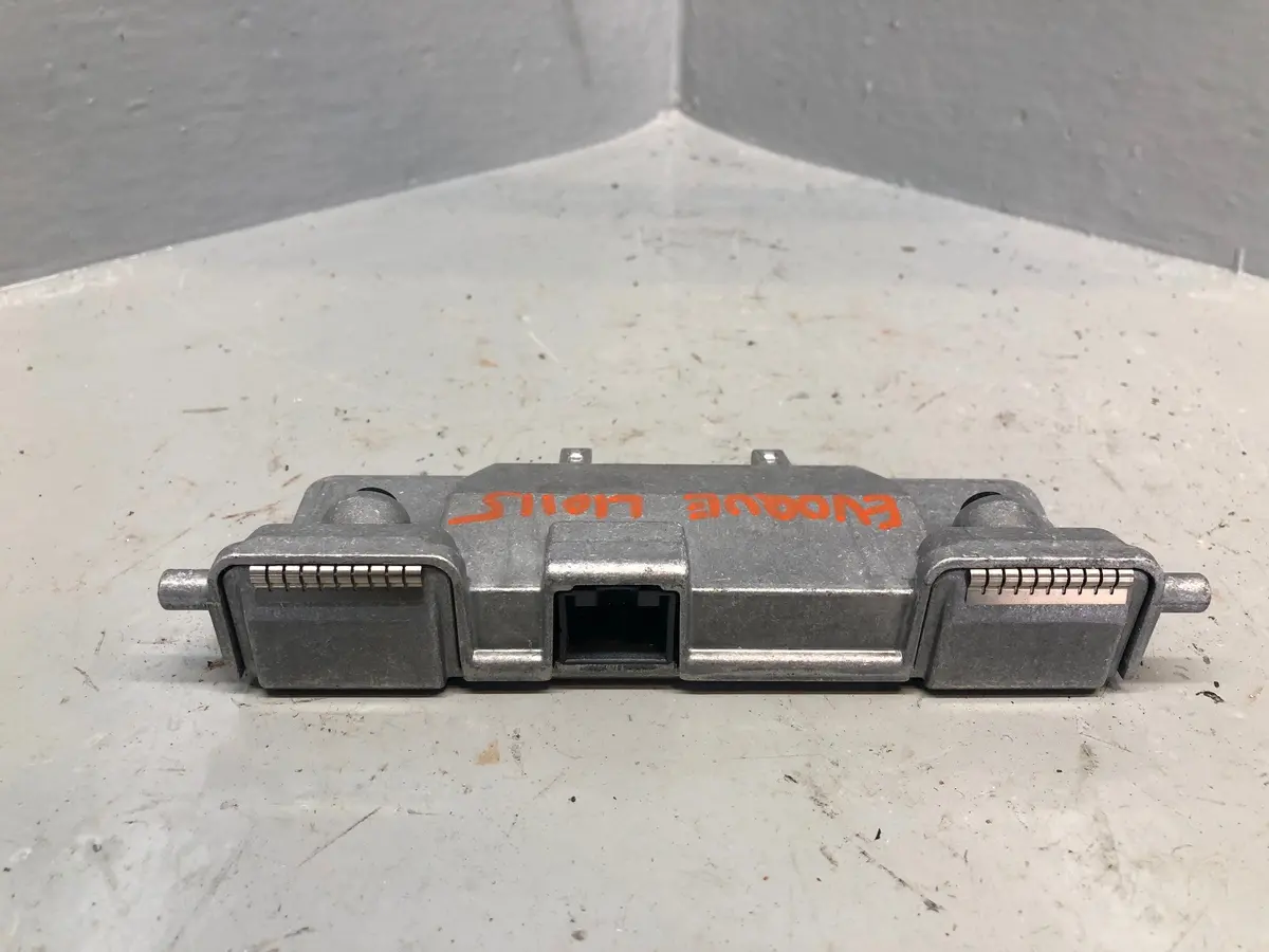 Range Rover Evoque Lane Assist Camera Module Gj32-19H406 L538 2016 To 2018 1