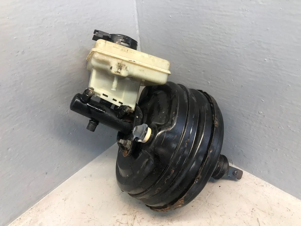 Discovery 2 Brake Servo And Master Cylinder Td5 Auto Land Rover 1998 To 2004 1