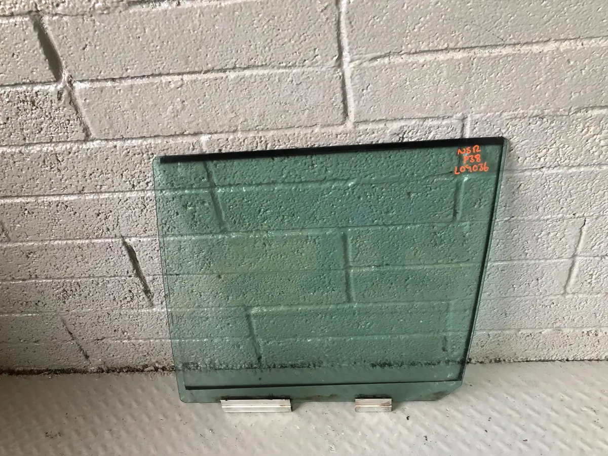 Range Rover P38 Window Glass Near Side Rear Door 1994 To 2002 1