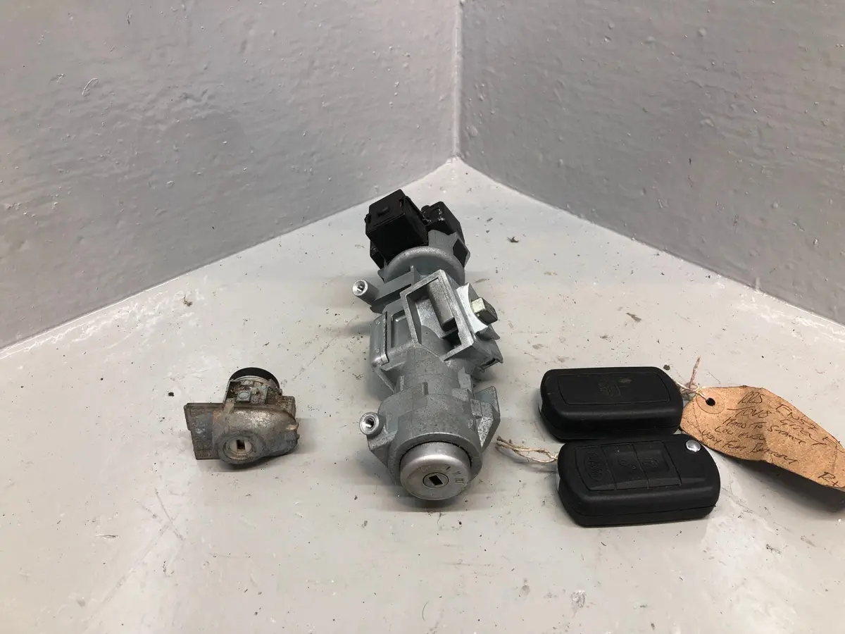 Range Rover Sport Lock Set Ignition Barrel Lock With 2 X Keys Fob L320 R04036 1