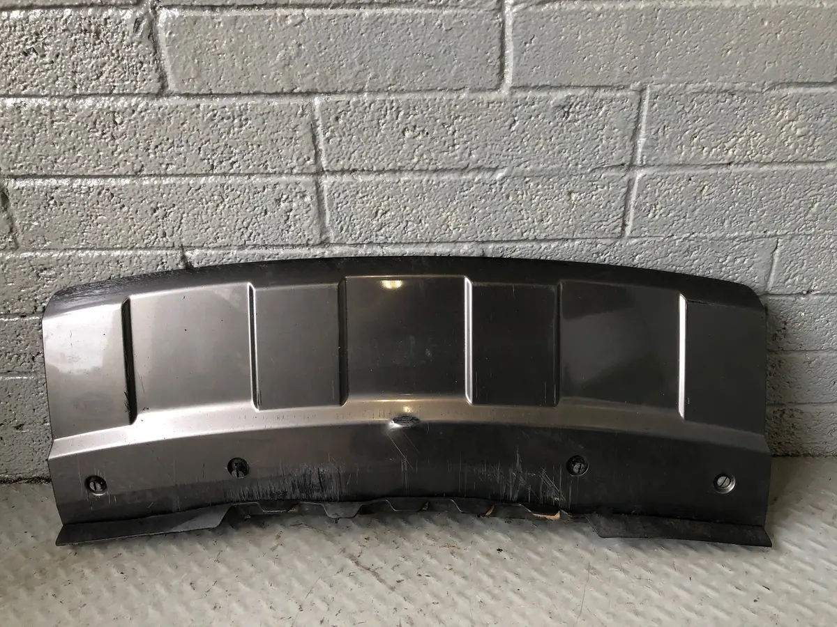 Range Rover L405 Tow Eye Cover Front Bumper In Grey Ck52-17F011-Aa L18085 1