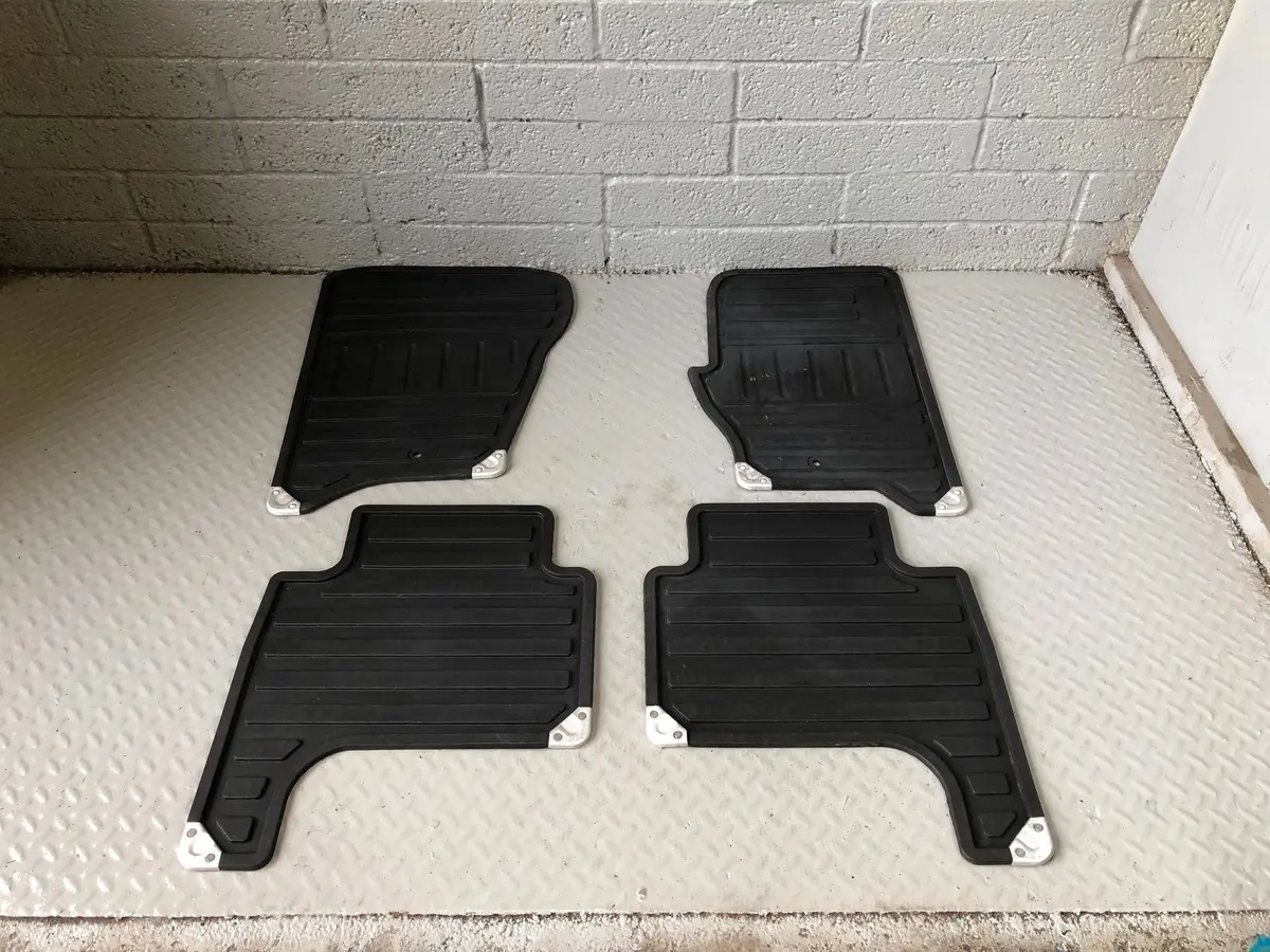 Range Rover Sport Floor Mats Rubber Heavy Duty L320 2005 To 2013 R04036 1