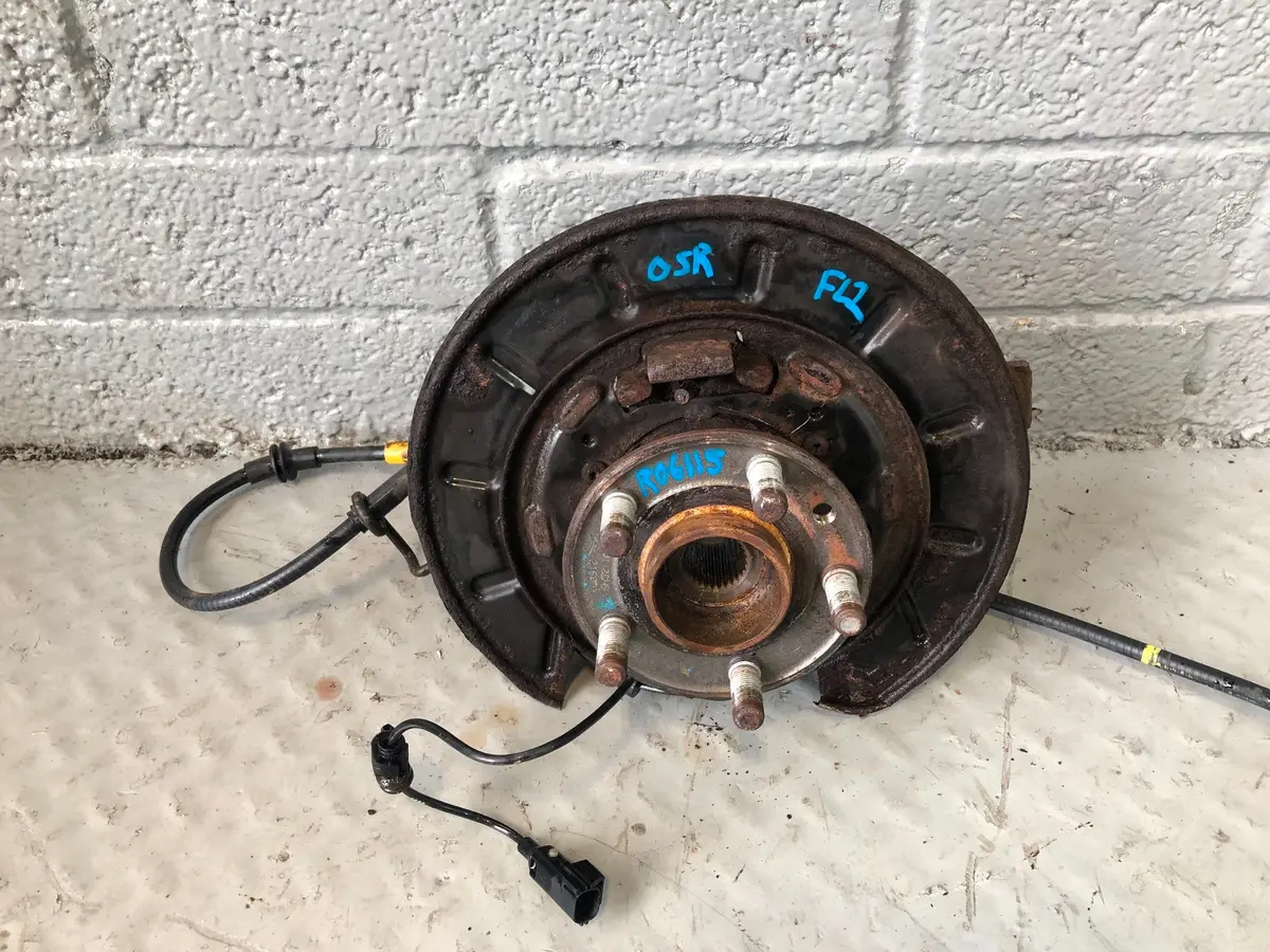 Freelander 2 Rear Hub Off Side Assembly With Abs Sensor 2006 To 2014 R06115 1