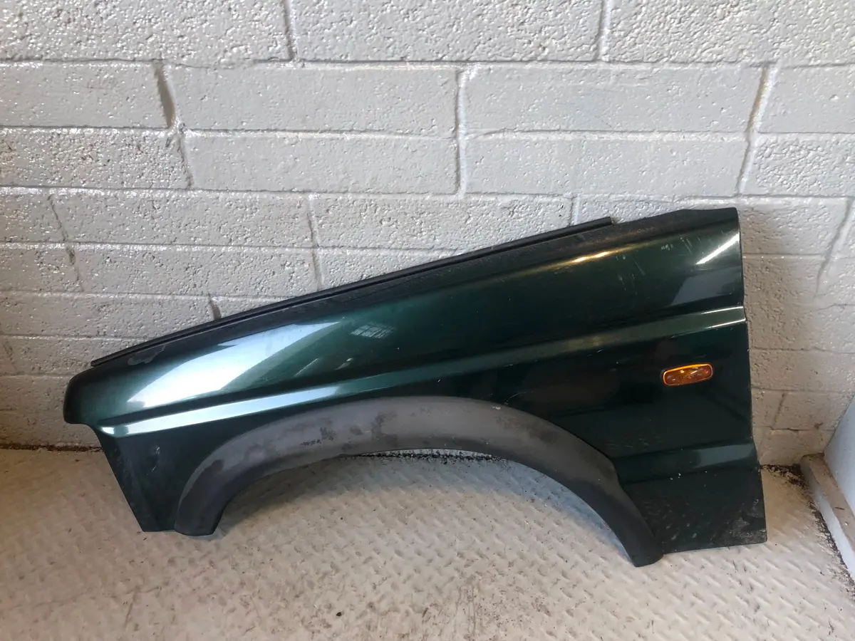 Discovery 2 Front Wing Near Side Epsom Green Land Rover 2002 To 2004 R18125 1