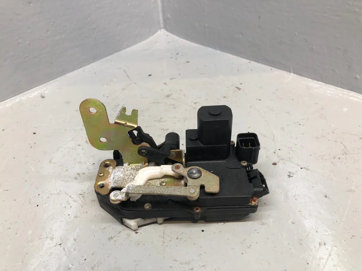 Range Rover P38 Door Lock Actuator Latch Off Side Rear 1994 To 2002 1