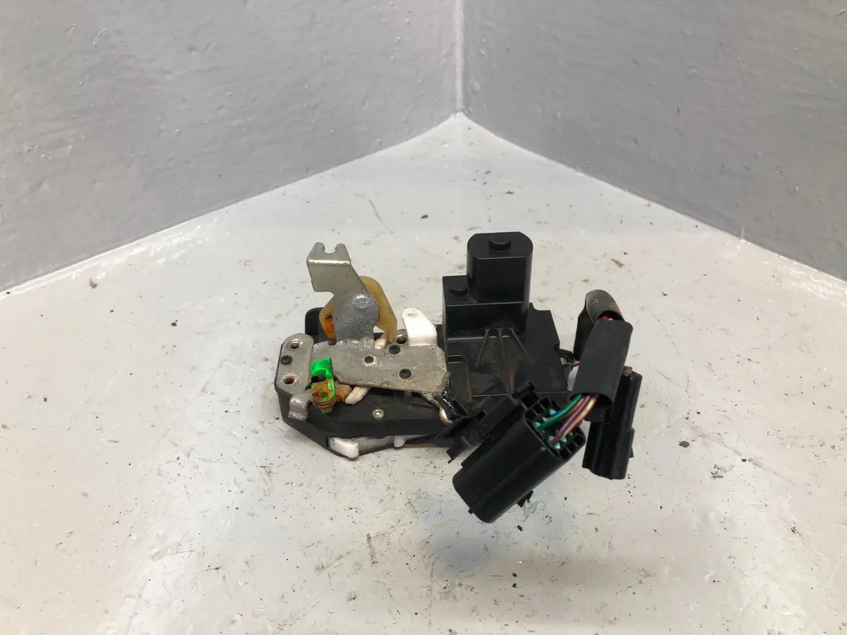Range Rover P38 Door Lock Actuator Latch Off Side Front 1994 To 2002 1