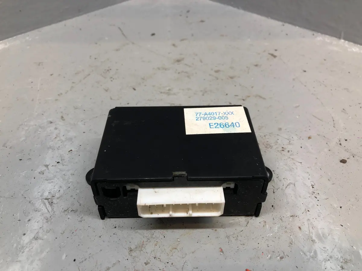Range Rover P38 Sound Amplifier Module Ecu E26640 1994 To 2002 1