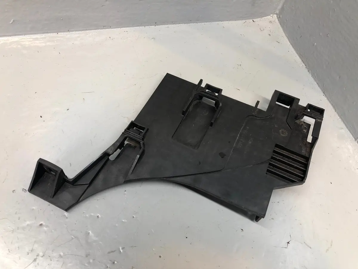 Range Rover Evoque Headlight Bracket Left Side Lh 00122222 L538 2016 To 2018 2