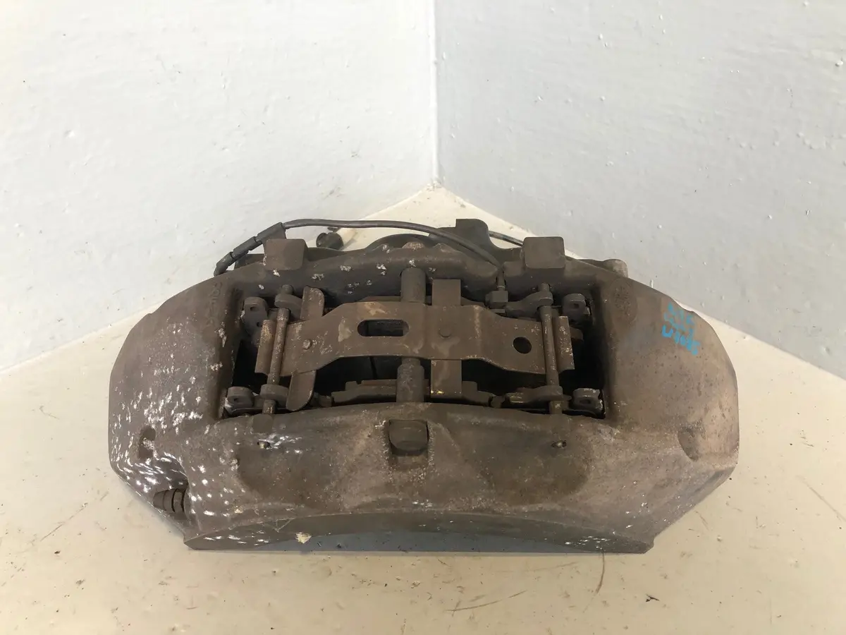 Range Rover L405 Brake Caliper Brembo Near Side Front 6 Piston 2013 To 2017 1