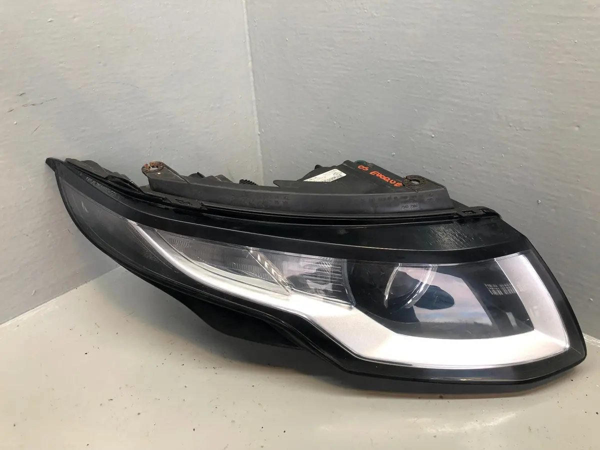 Range Rover Evoque Headlight Off Side Right Halogen Gj32-13W029-Aa 2016 To 2018 1