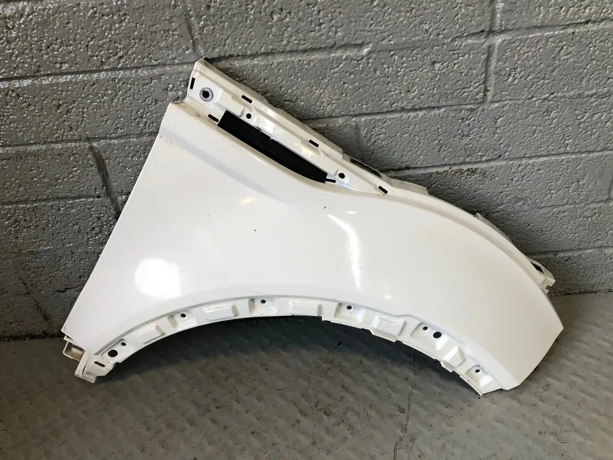 Range Rover Evoque Wing Off Side Front Fuji White Lrc 867 L538 L10115 1