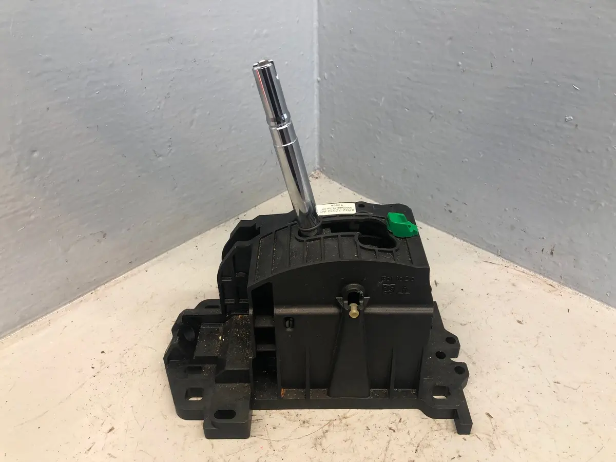 Range Rover Sport Gear Selector Ah32-7Z370-Ac L320 2009 To 2011 1