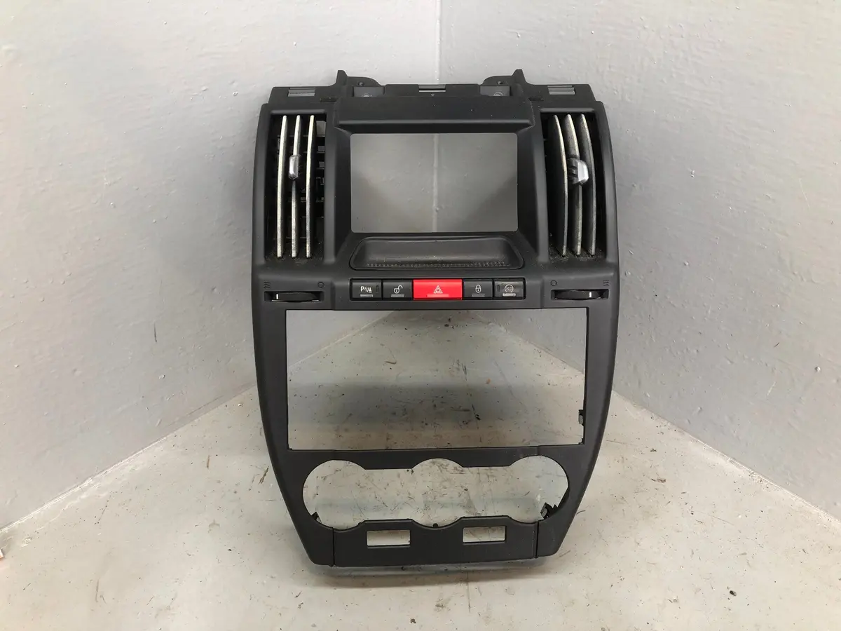 Freelander 2 Centre Dashboard Vents Panel Black Land Rover 2006 To 2011 R02043 1