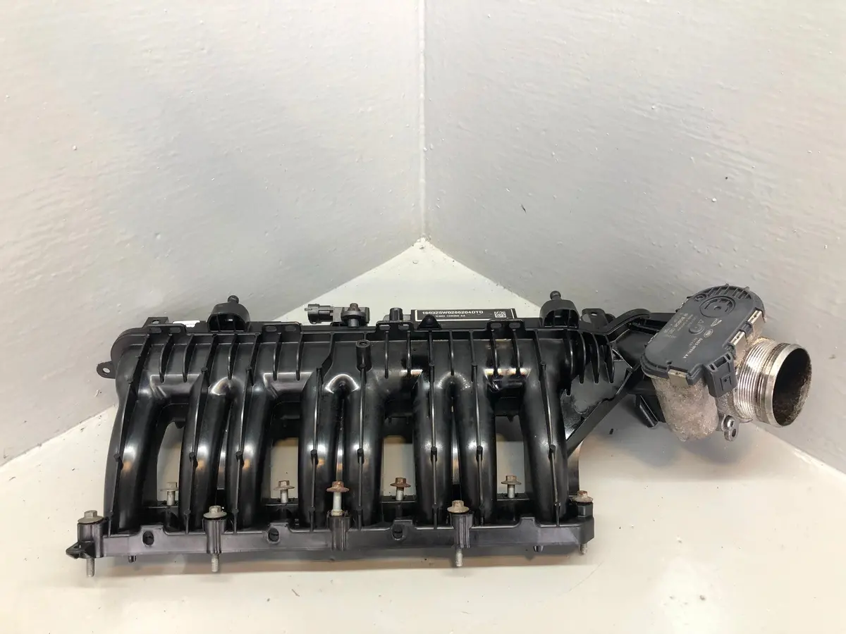 Discovery Sport Inlet Manifold Intake With Throttle Body G4d3 18N968 Aa 2.0 D 1