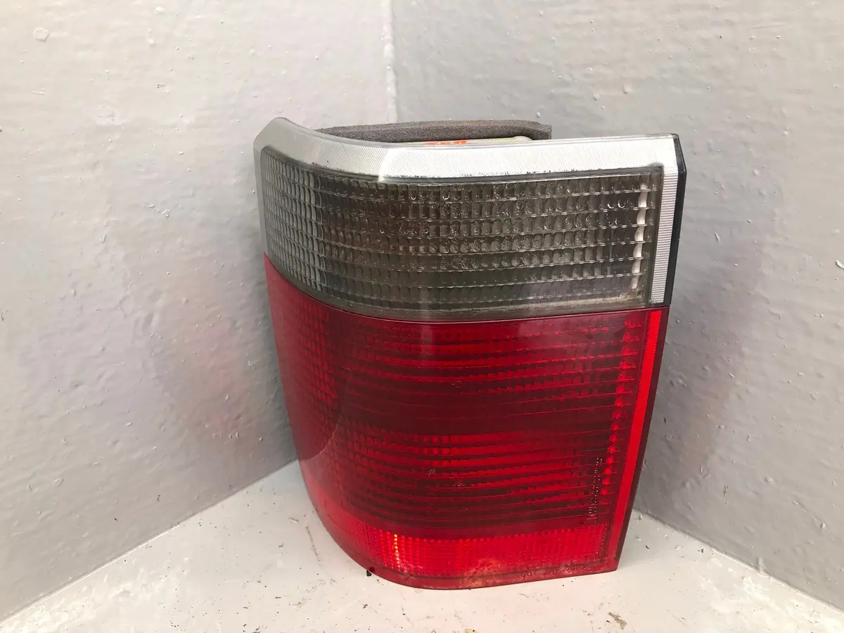 Range Rover P38 Rear Light Assembly Near Side Outer Red And Clear 1994 To 2002 1