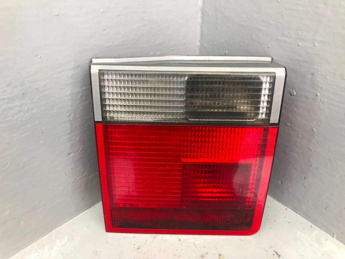 Range Rover P38 Rear Light Assembly Near Side Inner Red And Clear 1994 To 2002 1