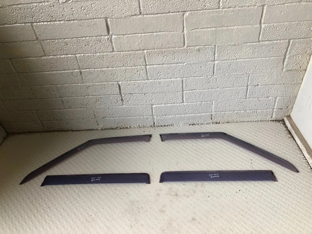Discovery 3 4 Set Of 4 Wind Deflectors Plastic Land Rover 2004 To 2016 K05036 1
