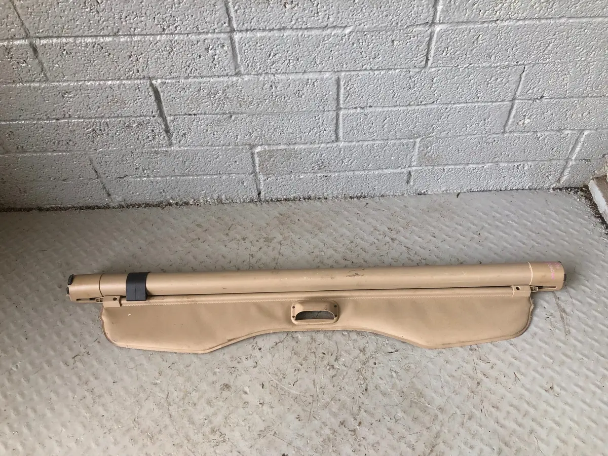 Freelander 2 Retractable Load Cover Parcel Shelf Beige Land Rover R02046 1