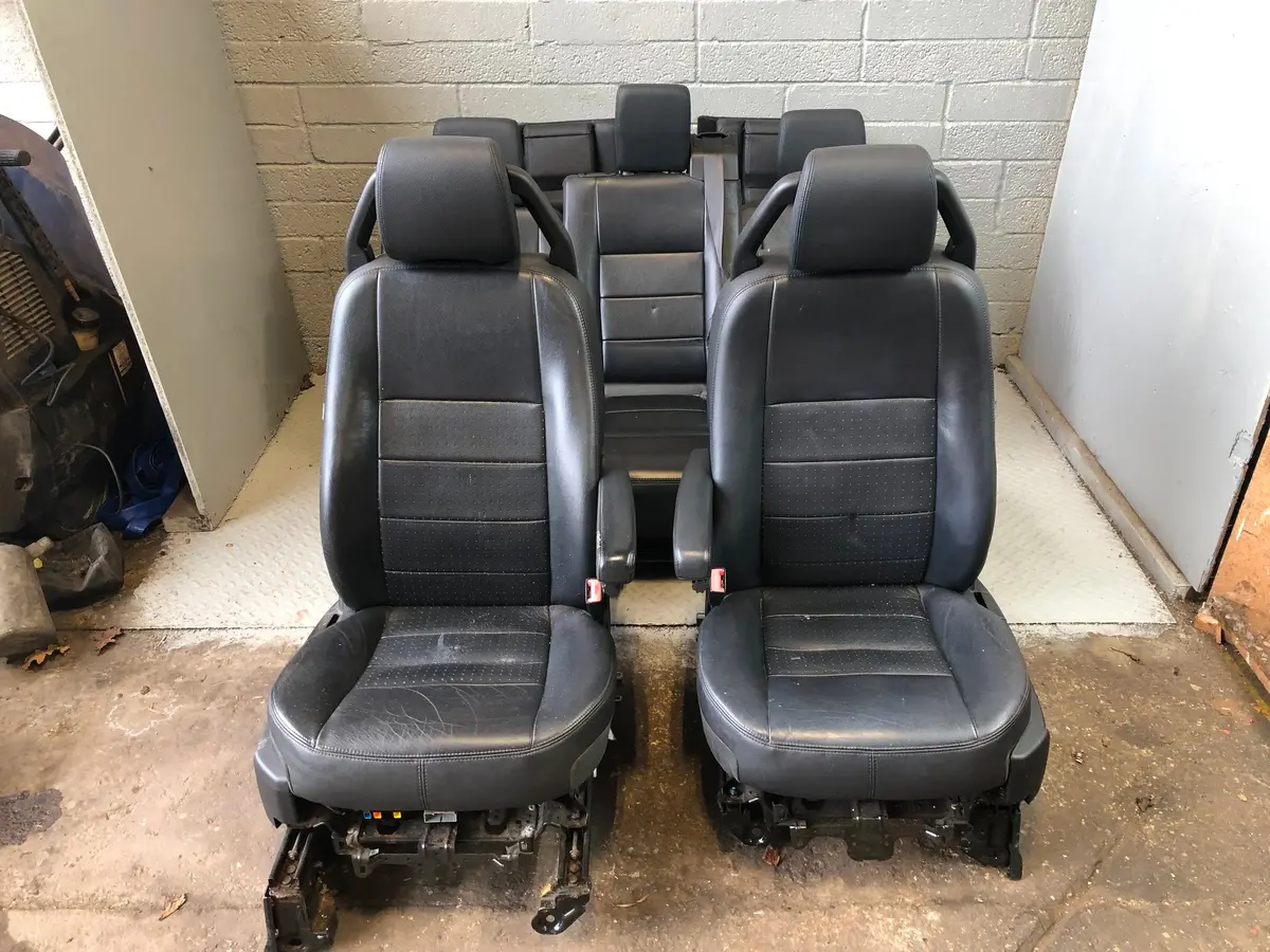 Discovery 3 Seats Black Leather Electric Set X 7 Land Rover 2004 To 2009 K05115 1