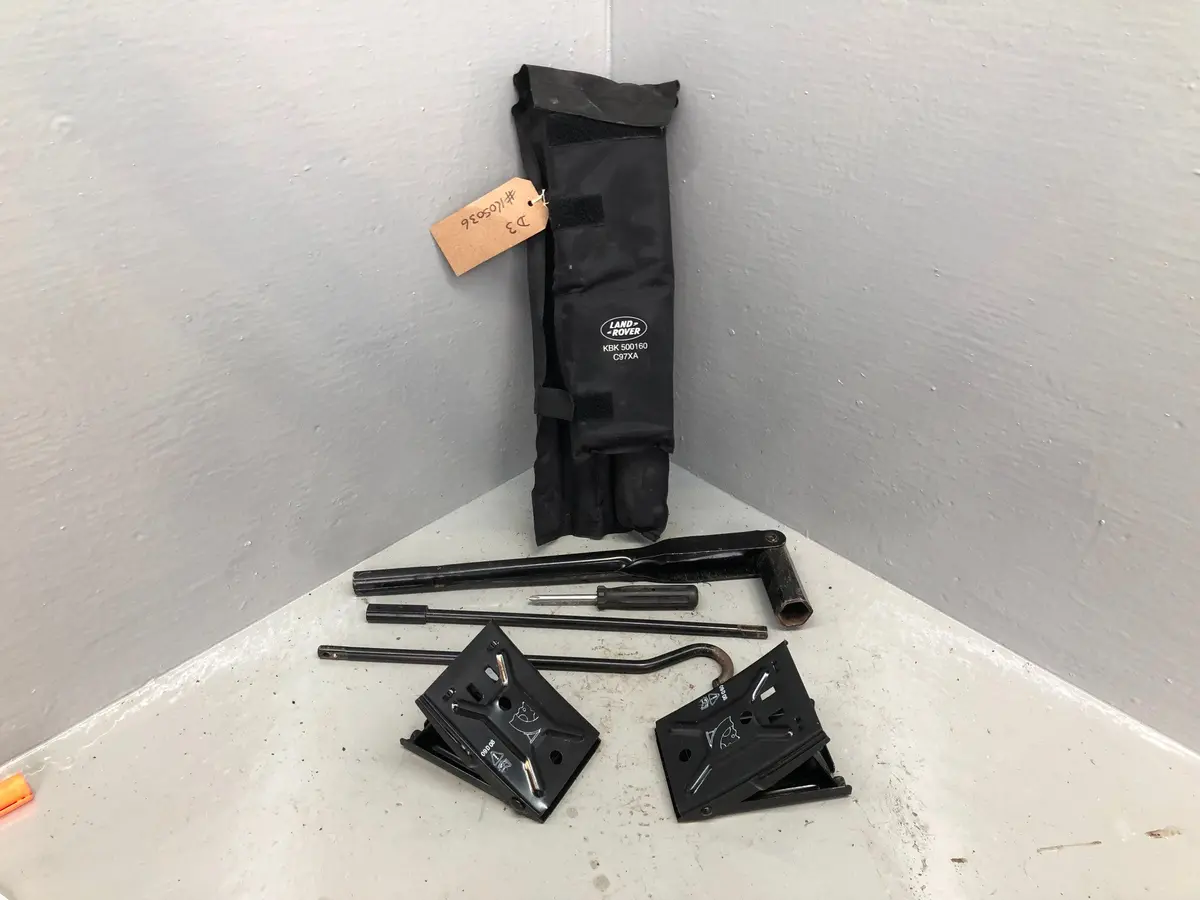 Discovery 3 4 Tool Kit In A Bag Kbk500160 Land Rover 2004 To 2016 K05036 1