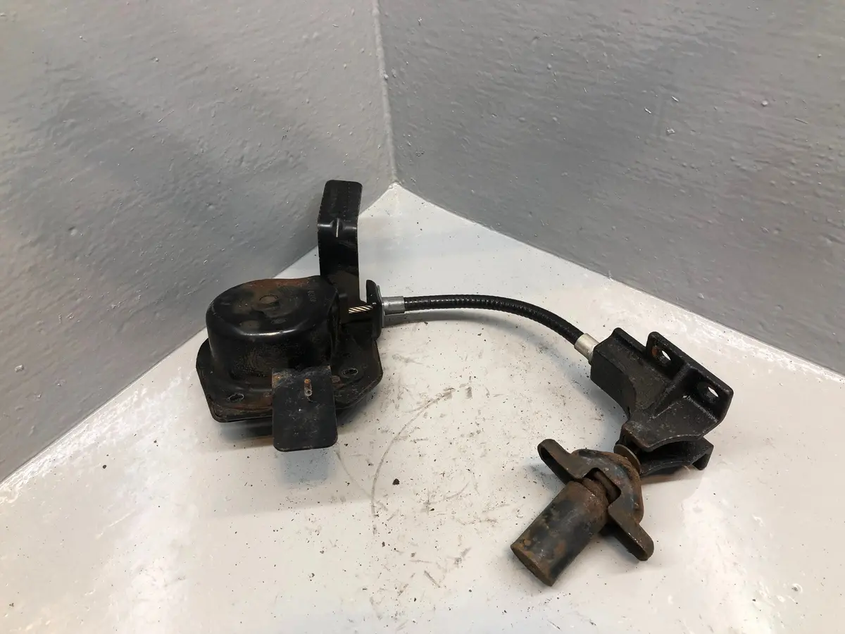 Discovery Sport Spare Wheel Winch Mechanism L550 Land Rover 2014 To 2025 1
