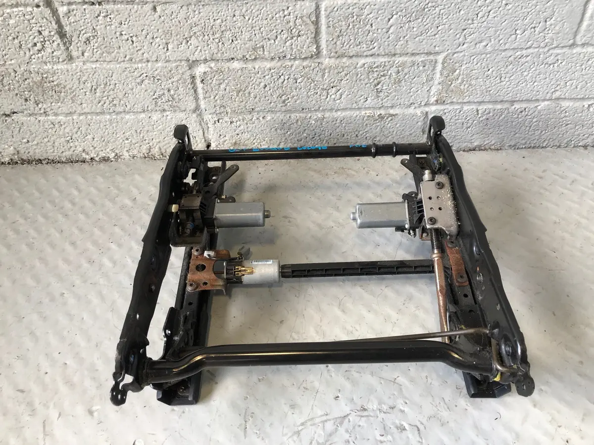 Range Rover Evoque Seat Base Rails Front Off Side Right Driver 2011 To 2015 1