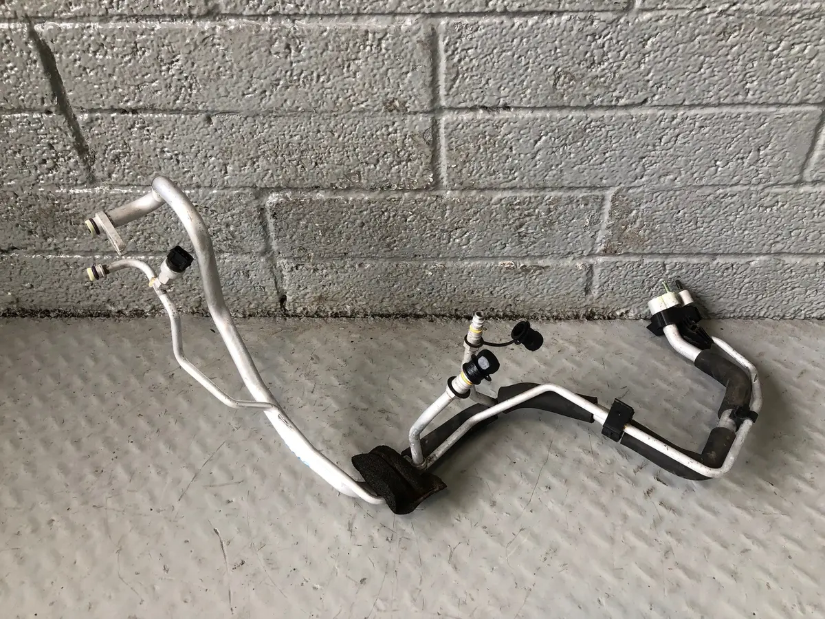 Range Rover Evoque Air Con Pipes Bj32-19A834-Ab 2.2 Sd4 L538 2011 To 2015 1
