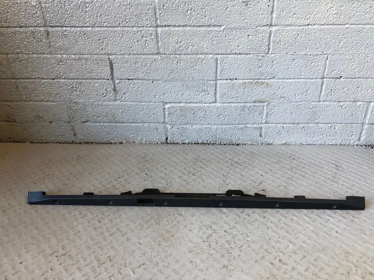 Range Rover L322 Tailgate Edge Guard Trim Eqy000120pva 2006 To 2013 1