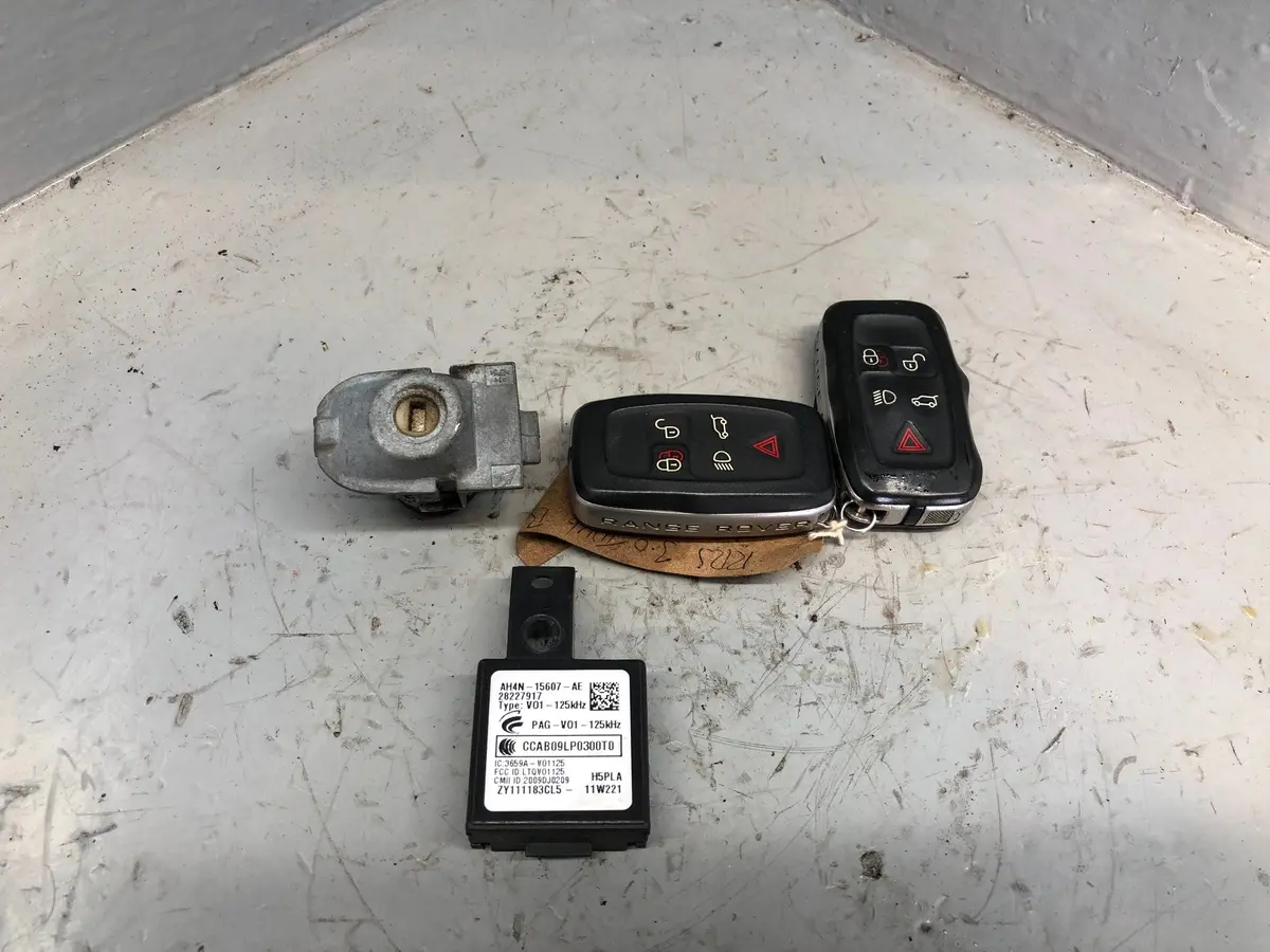 Range Rover Sport Key Set Control Module With Door Lock 2009 To 2013 L31036 1