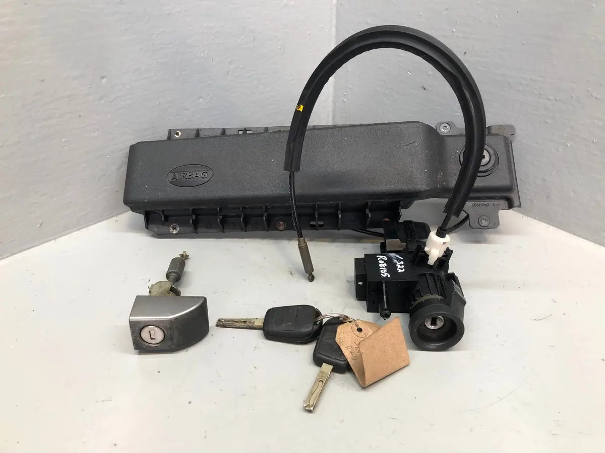 Range Rover L322 Ignition Barrel With Key Lock Set Td6 2002 To 2006 R08105 1
