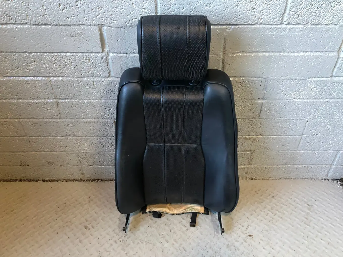 Range Rover L322 Seat Back Near Side Front Black Leather Heated Screen R14115 1