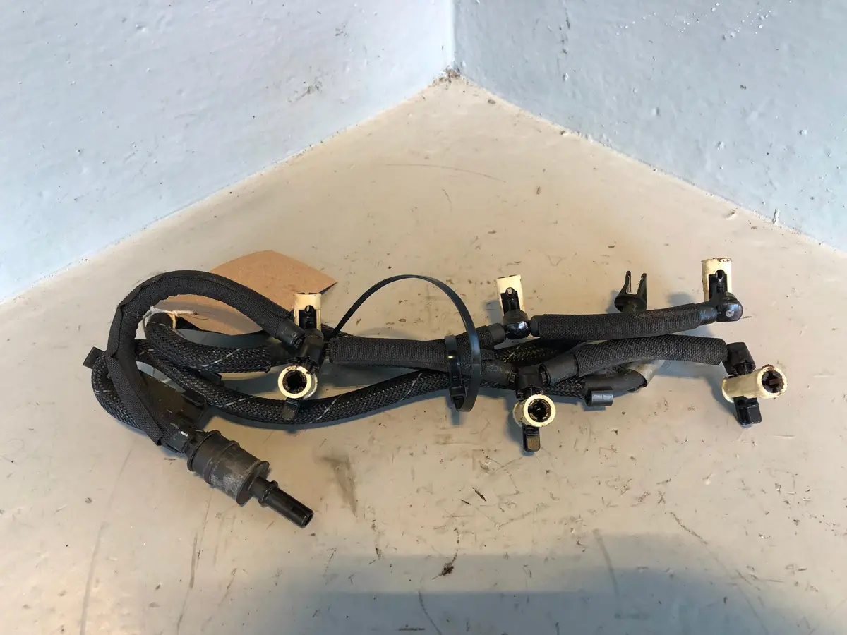 Discovery 4 Diesel Leak Off Pipe Fuel Land Rover 3.0 Tdv6 Land Rover Gen 2 1