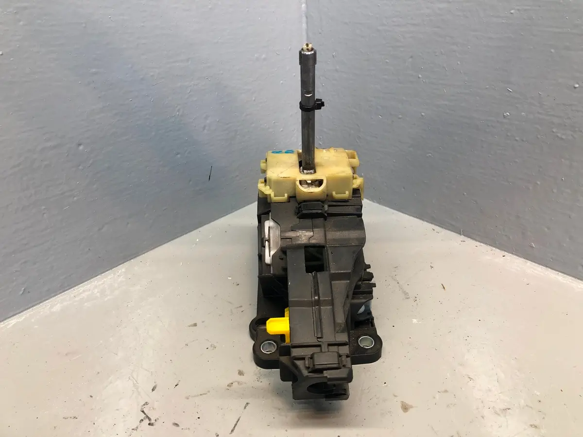 Freelander 2 Automatic Gear Selector Land Rover 2006 To 2011 R30125 1