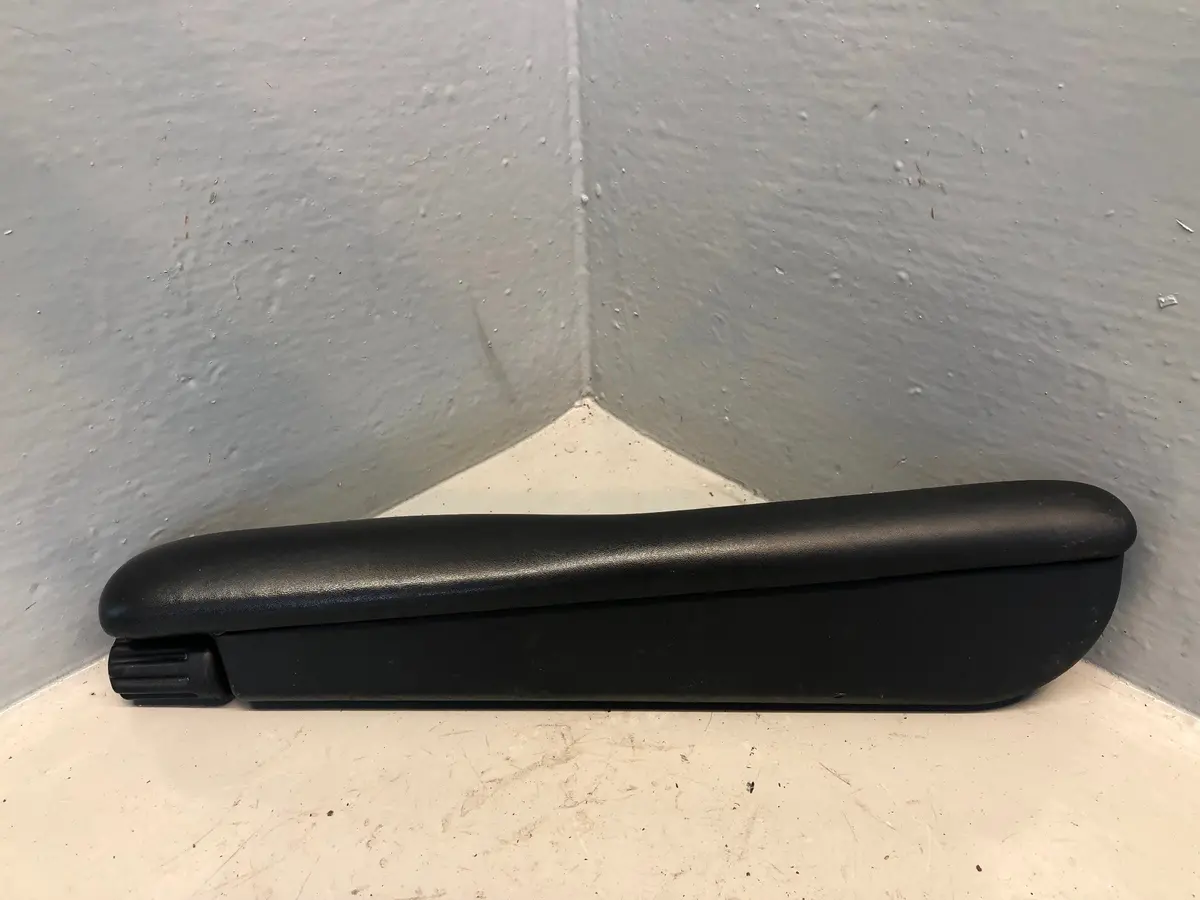 Range Rover L322 Armrest In Black Off Side Front 2006 To 2009 R14115 1