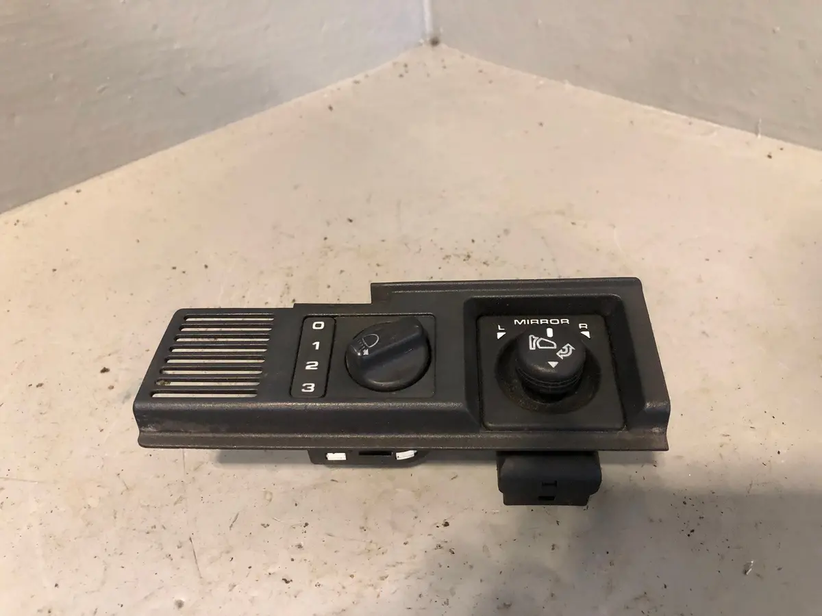 Discovery 2 Electric Mirror Switch Power Fold Headlight Level Land Rover L318 1