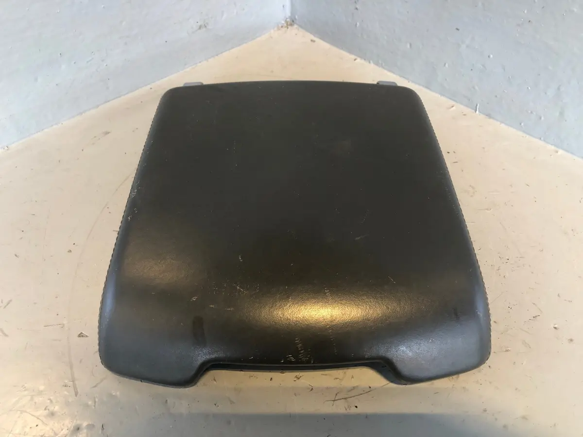 Range Rover L322 Centre Console Front Arm Rest Lid Black 2006 To 2012 K20071 1