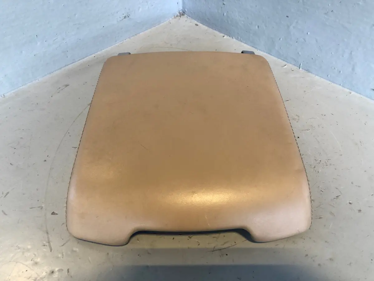 Range Rover L322 Centre Console Front Arm Rest Lid Beige 2006 To 2012 L04114 1