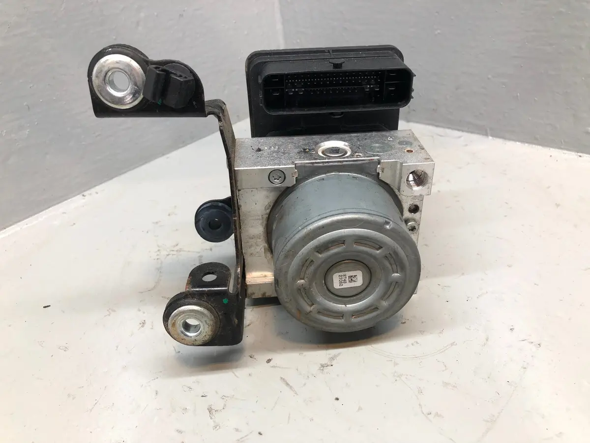 Discovery Sport Brake Abs Module Pump Hj32-2C405-Ac L550 Land Rover 2016 To 2019 1