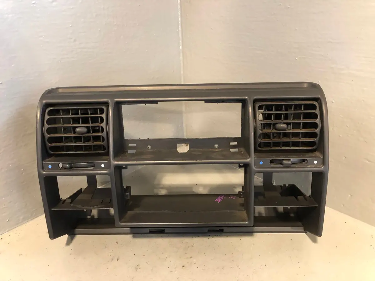 Discovery 2 Centre Air Vents Dashboard Panel Grey Land Rover 1998 To 2002 L06085 1