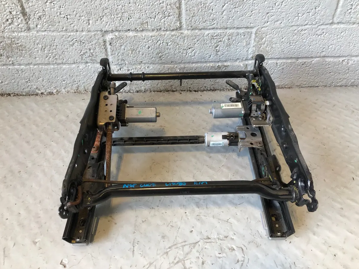 Range Rover L405 Seat Base Rails Front Near Side Left Passenger 2013 To 2017 1