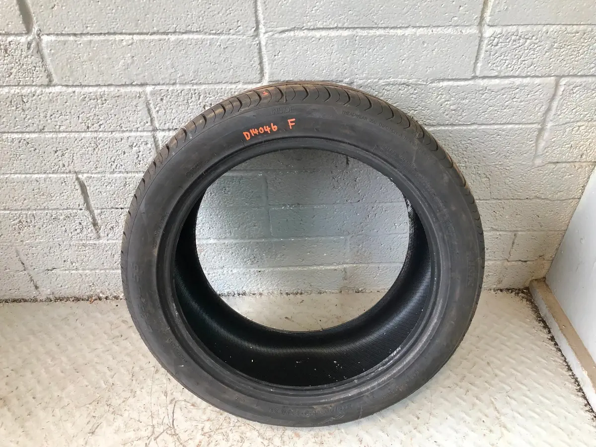 Ilink L-Zeal Part Worn Tyre 275/40Zr20 5Mm Tread 275 40 20 D14046f 1