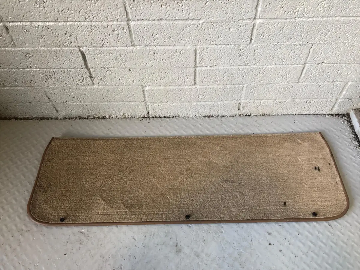 Range Rover P38 Tailgate Door Card Beige Carpet 1994 To 2002 L09036 1