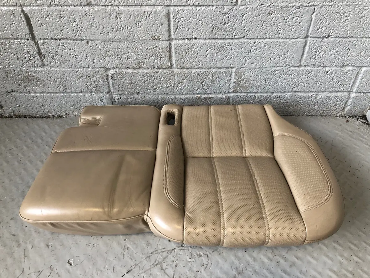 Range Rover L405 Seat Base Rear Near Side Centre Leather Almond 2013 To 2017 1