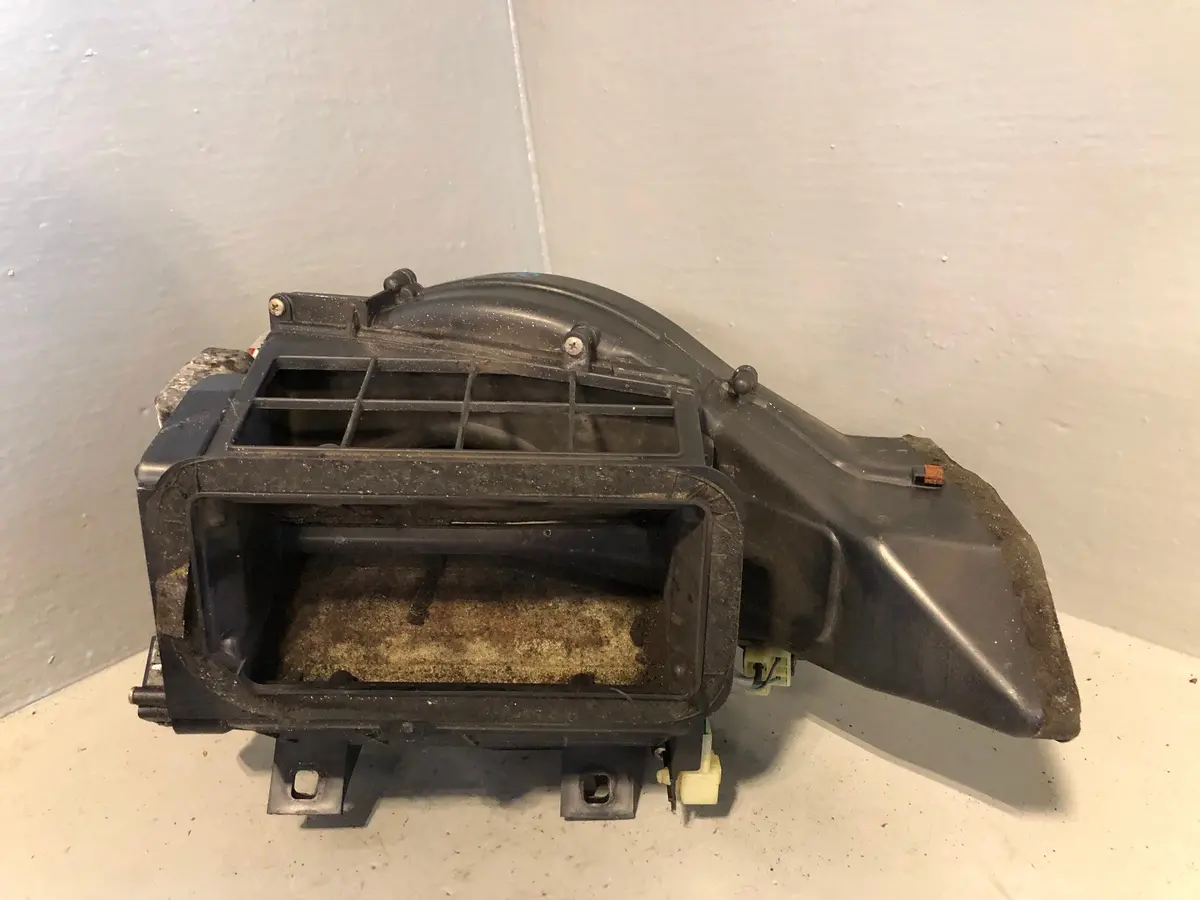 Discovery 2 Heater Blower Motor Assembly Jnb000010 Land Rover 1998 To 2004 1